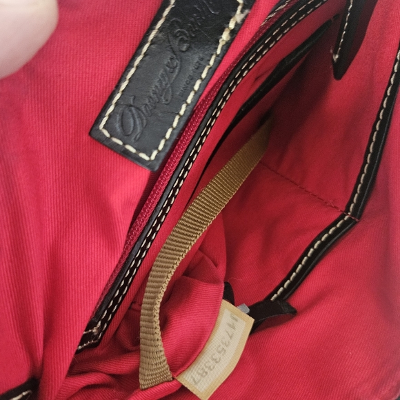 Like!New!Dooney and bourke Black Pebbled Leather Crossbody Bag - Picture 10 of 12